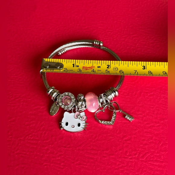 Hello Kitty Bracelet - Adjustable - Picture 3 of 5